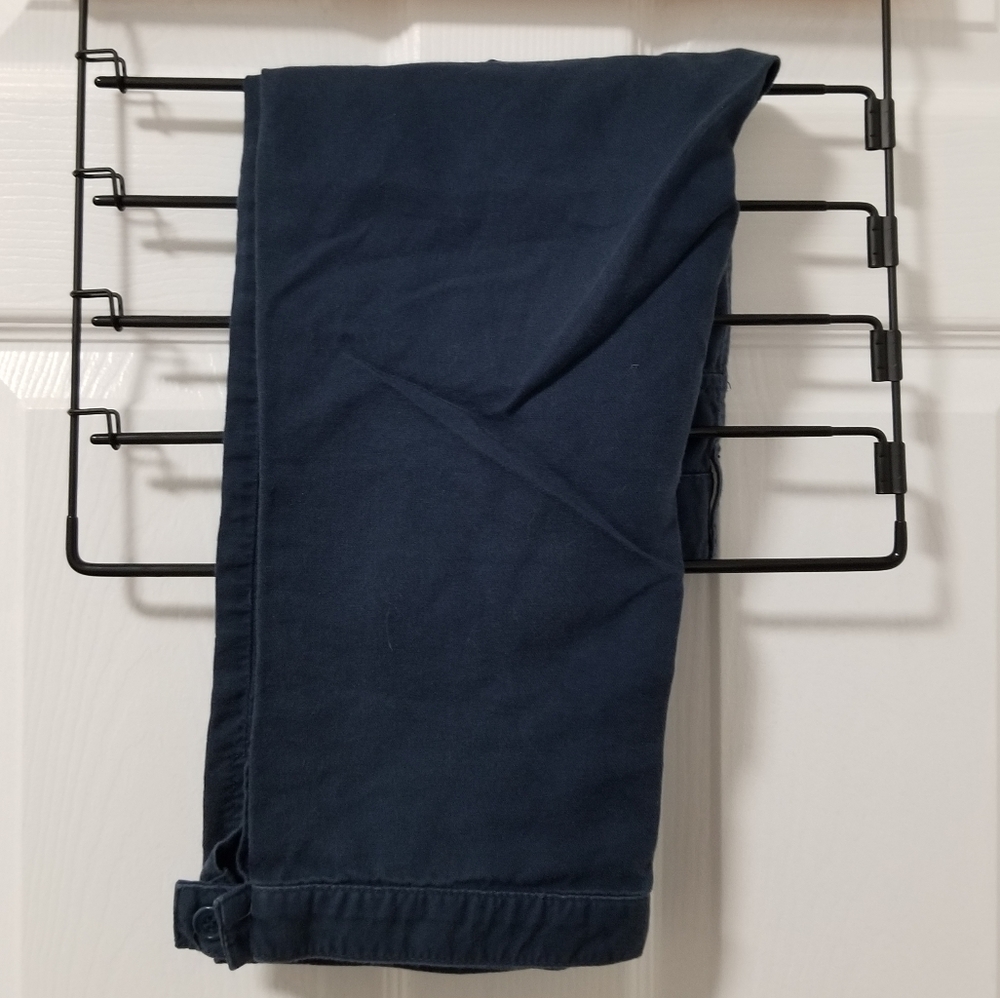 Low Rise French Connection Capri Pants - Picture 7 of 7